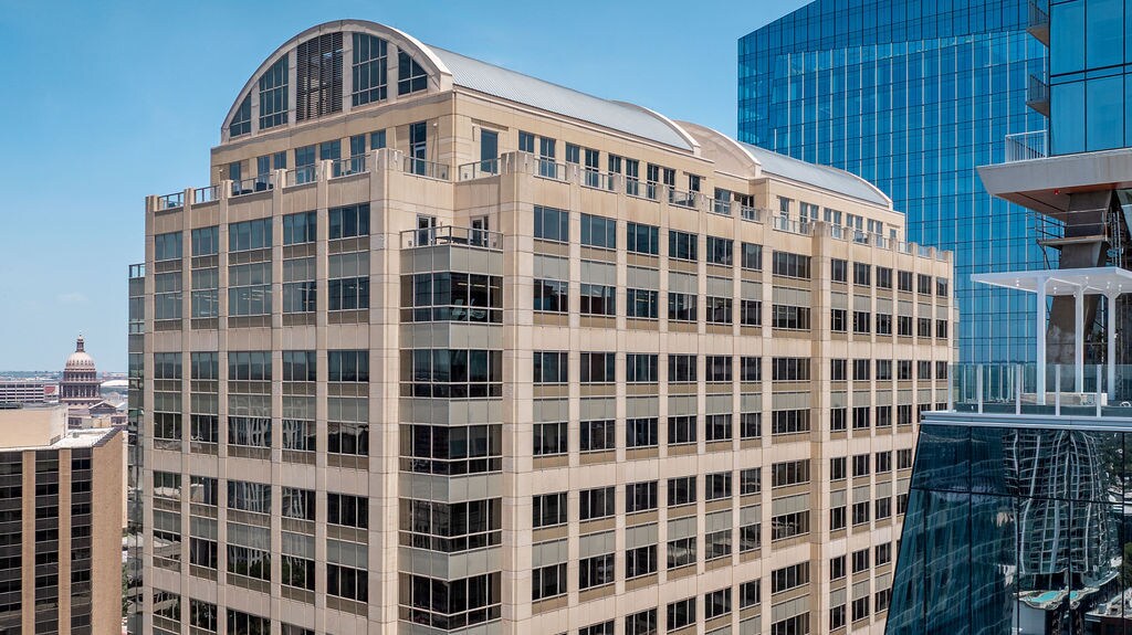 300 W 6th St, Austin, TX à louer Photo principale– Image 1 sur 18