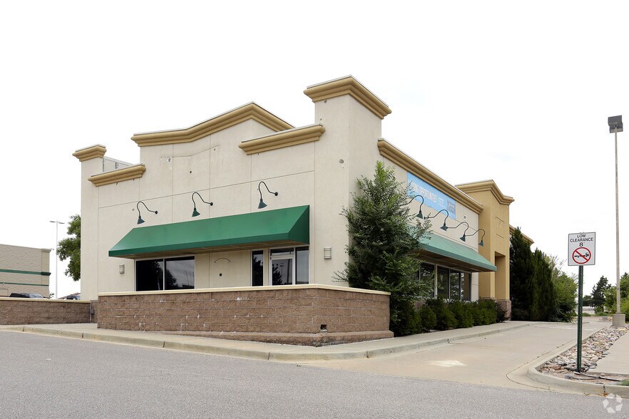 565 N Chelton Rd, Colorado Springs, CO à vendre - Photo de l’immeuble – Image 1 sur 6