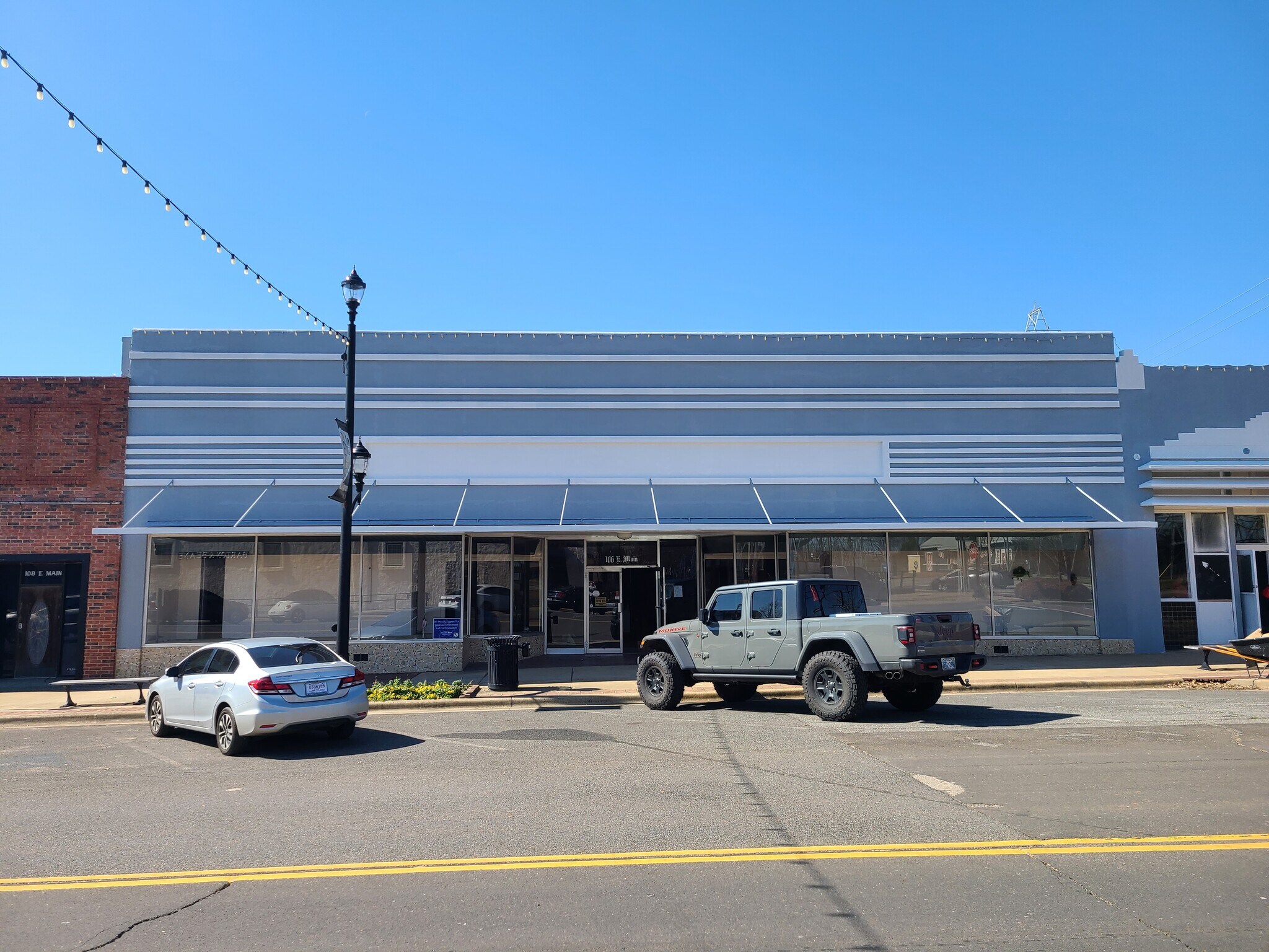 106 E Main St, Kilgore, TX à louer Photo principale– Image 1 sur 5