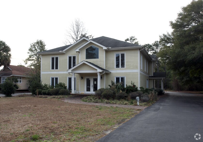 10255 Beach Dr SW, Calabash, NC à louer - Photo de l’immeuble – Image 3 sur 15