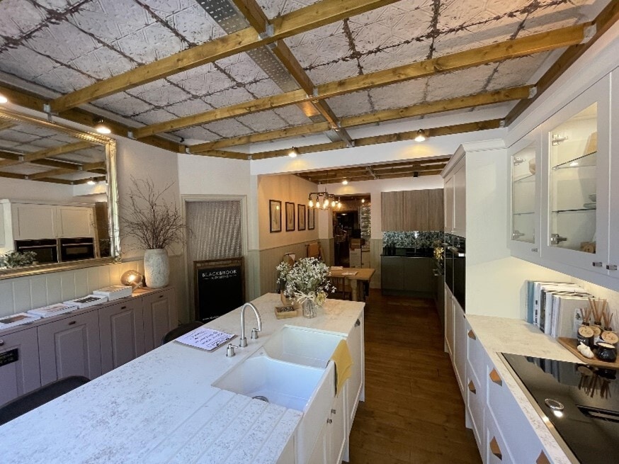 1-10 High St, Tadworth à louer Photo intérieure– Image 1 sur 3