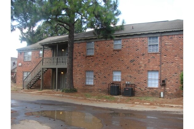 3235 S Mendenhall Rd, Memphis, TN à vendre - Photo de l’immeuble – Image 3 sur 19