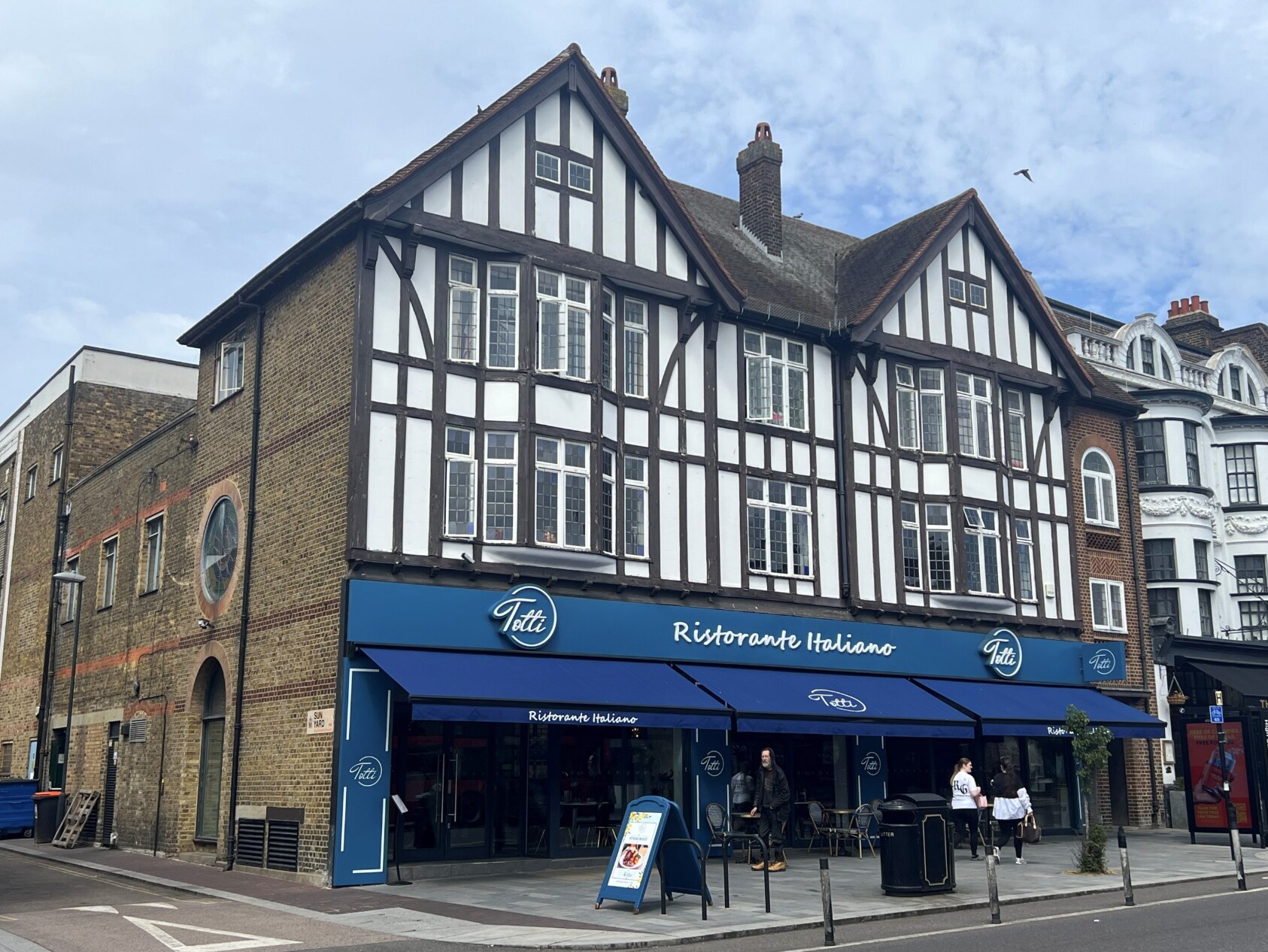 183-187 Eltham High St, Londres à vendre Photo principale– Image 1 sur 15