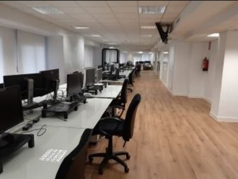 Bureau dans Madrid, Madrid à louer Plan d’étage– Image 1 sur 1