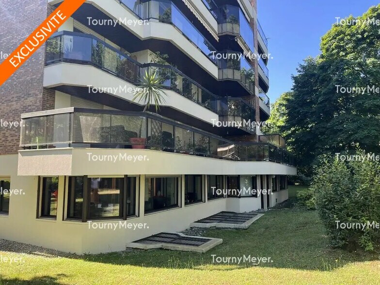 Bureau dans Bordeaux à vendre - Photo de l’immeuble – Image 2 sur 8