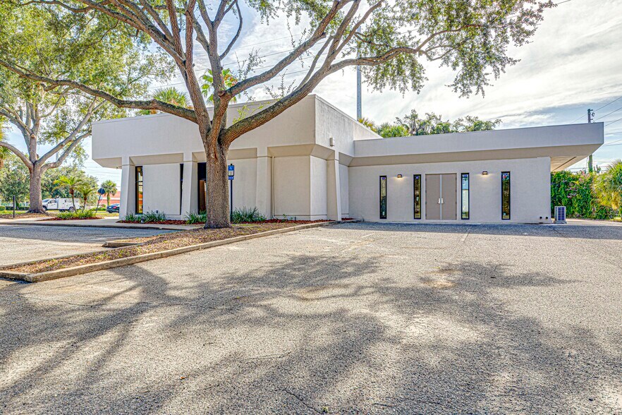 2803 S Bay St, Eustis, FL à vendre - Photo de l’immeuble – Image 3 sur 34