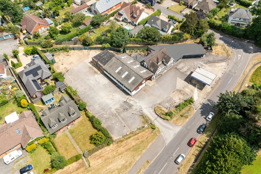 Salisbury Rd, Ringwood à louer - Photo de l’immeuble – Image 3 sur 20
