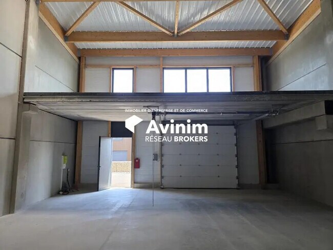 Plus de détails pour Industriel/Logistique à vendre