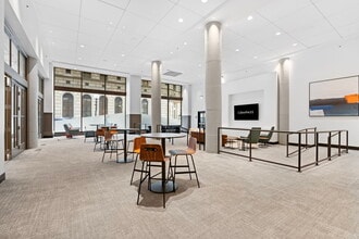 360 Saint Peter St, Saint Paul, MN à louer Photo intérieure– Image 1 sur 31