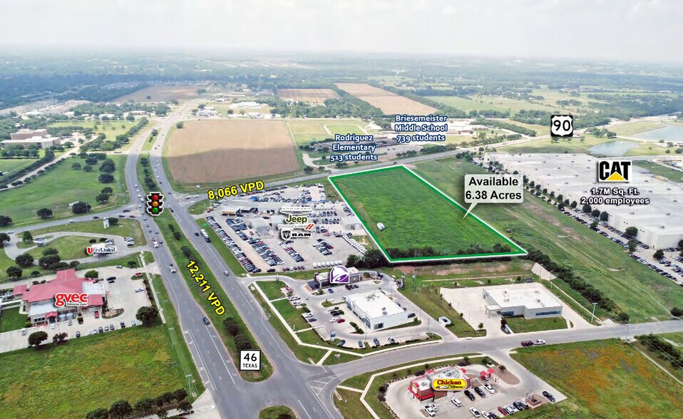 W Kingsbury St, Seguin, TX à louer - Autre – Image 1 sur 3