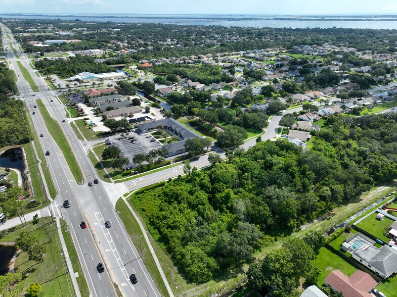4281 N Wickham Rd, Melbourne, FL à vendre - Aérien – Image 2 sur 5