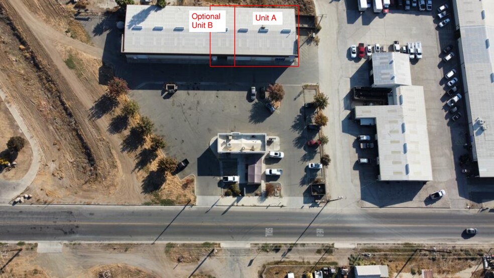 917 W Northgrand Ave, Porterville, CA à louer - Photo de l’immeuble – Image 2 sur 16