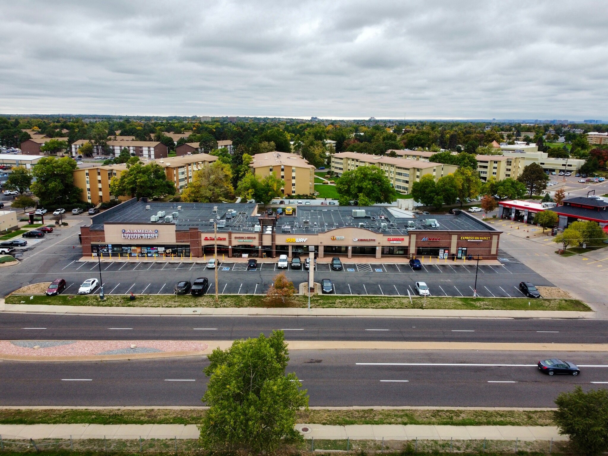 9660 E Alameda Ave, Denver, CO à vendre Photo principale– Image 1 sur 10