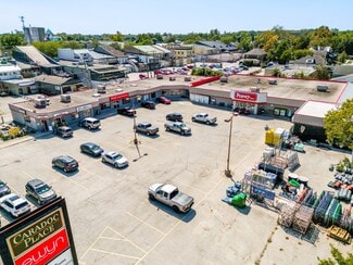 Plus de détails pour 134 Caradoc St N, Strathroy-Caradoc, ON - Local commercial à louer