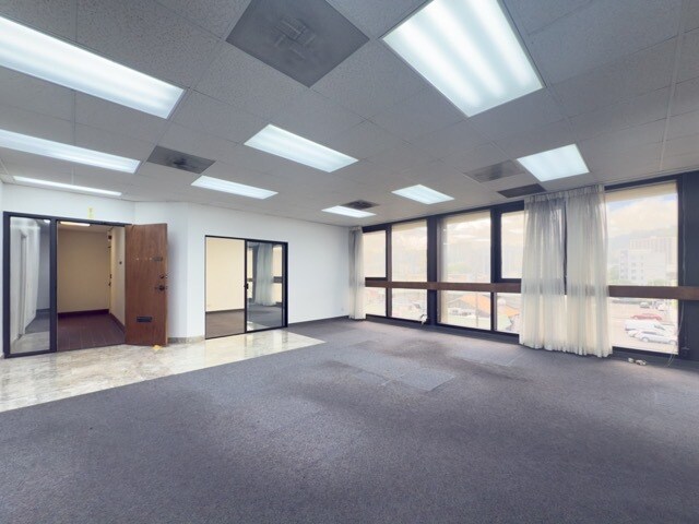 1297-1313 S Beretania St, Honolulu, HI à louer - Photo intérieure – Image 3 sur 6