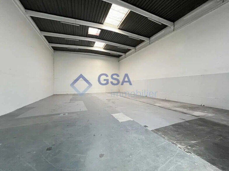 Bureau dans Bondoufle à louer - Photo intérieure – Image 2 sur 8