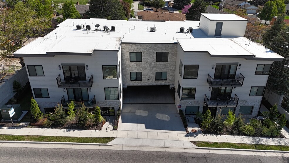 2780 E 3300 S, Salt Lake City, UT à vendre - Photo de l’immeuble – Image 2 sur 28