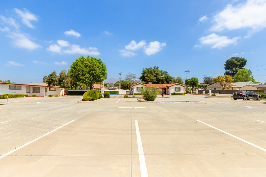 635 Veile Ave, Beaumont, CA à louer - Photo de l’immeuble – Image 3 sur 31