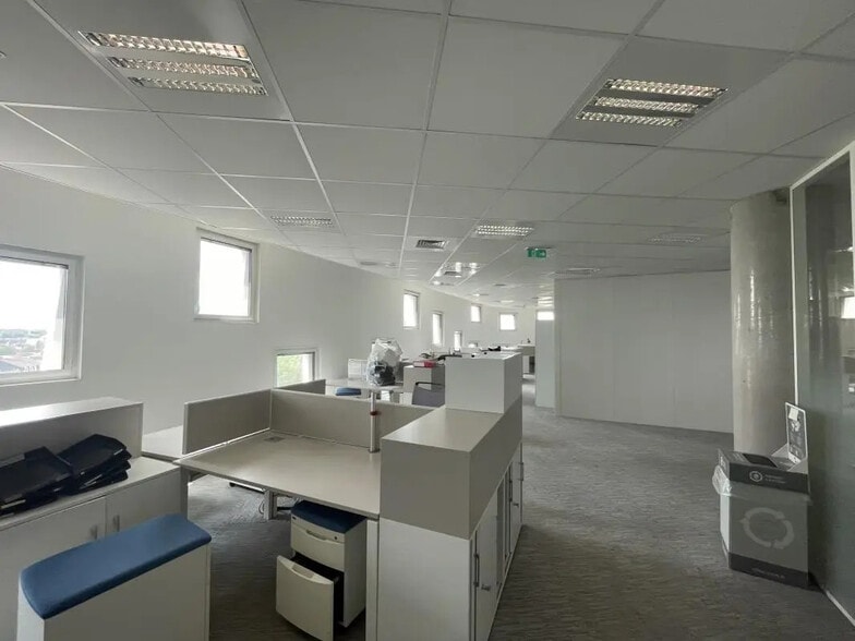 25 Allée Vauban, La Madeleine à louer - Photo de l’immeuble – Image 3 sur 20