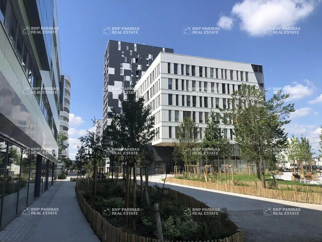 Plus de détails pour Bureau à louer