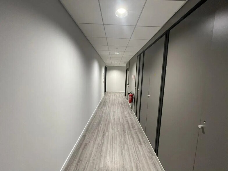 10 Rue De Vidailhan, Balma à louer - Photo de l’immeuble – Image 3 sur 27