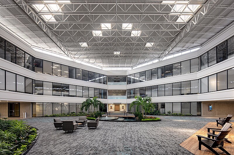 5404 Cypress Center Dr, Tampa, FL à louer - Photo intérieure – Image 2 sur 25