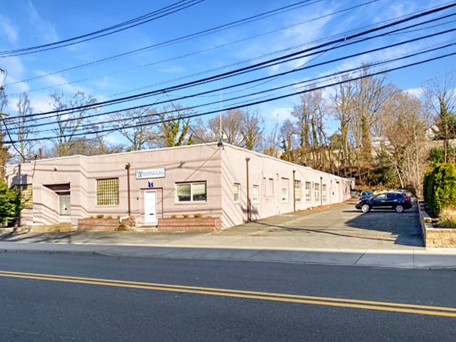 45 Carlton Ave, East Rutherford, NJ à louer Photo intérieure– Image 1 sur 7