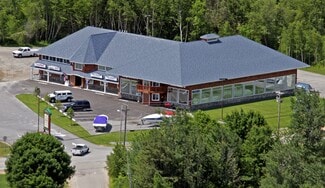Plus de détails pour 28 Weirs Rd, Gilford, NH - Local d'activités à louer