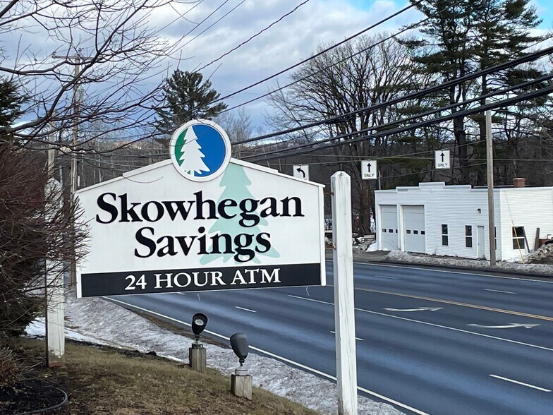 115-134 Hannaford Dr, Farmington, ME à louer - Photo de l’immeuble – Image 3 sur 6