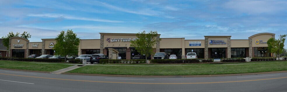 2201-2225 SW 104th St, Oklahoma City, OK à louer - Photo de l’immeuble – Image 2 sur 3