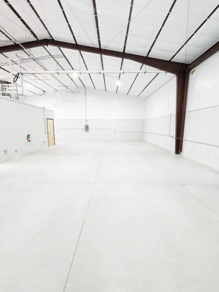 5957 Chandler Rd, Hutto, TX à louer - Photo intérieure – Image 3 sur 10