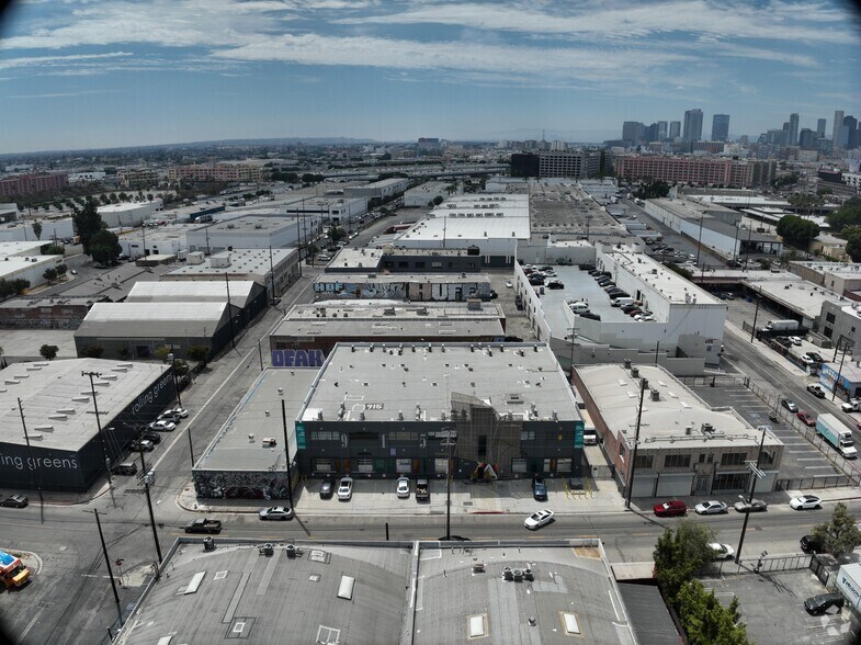 915 Mateo St, Los Angeles, CA à louer – Image 2 sur 21