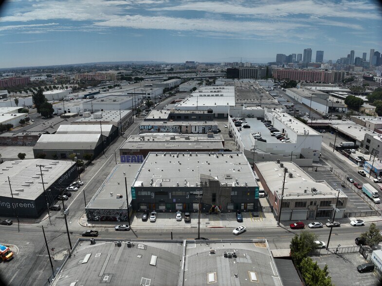 915 Mateo St, Los Angeles, CA à louer – Image 2 sur 21