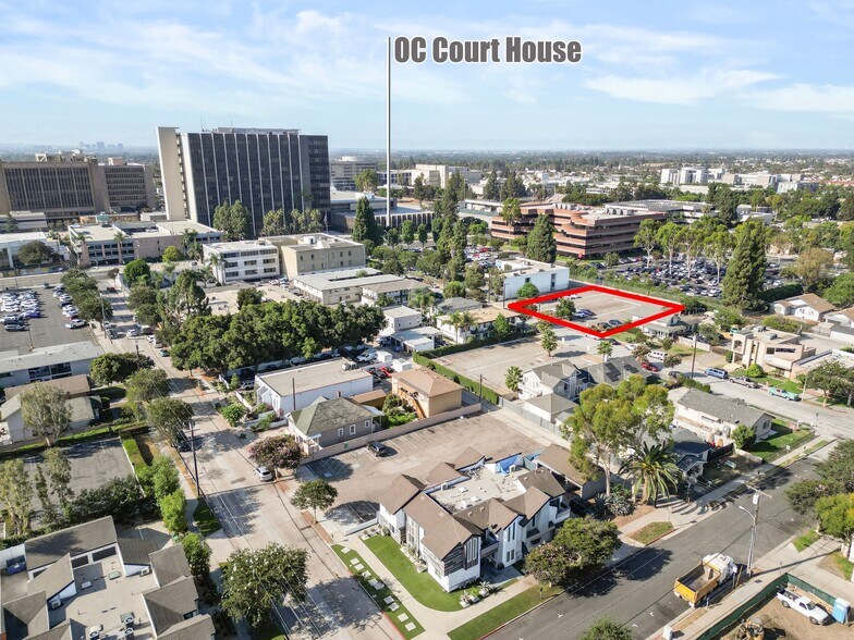 830 & 836 N Parton St, Santa Ana, CA à vendre - Aérien – Image 2 sur 13