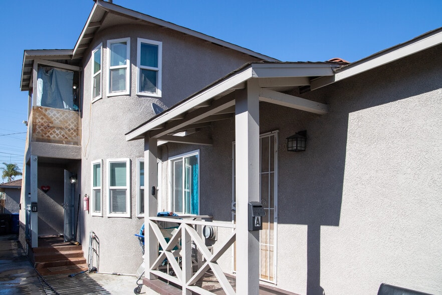2913 Illinois Ave, South Gate, CA à vendre - Photo de l’immeuble – Image 3 sur 9