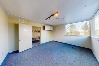 521 Union Ave SE, Olympia, WA à louer Photo intérieure– Image 1 sur 4