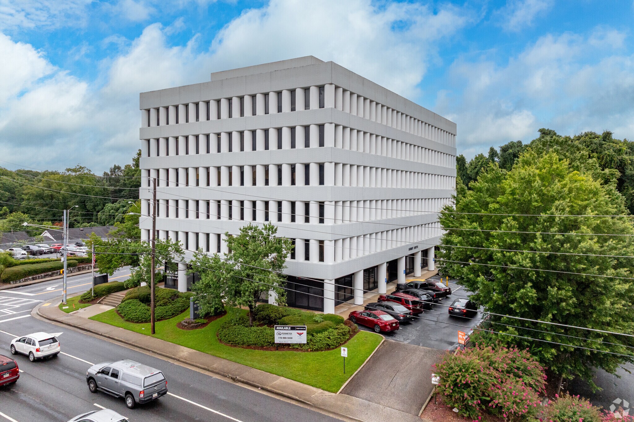 777 Cleveland Ave SW, Atlanta, GA à louer Photo principale– Image 1 sur 6