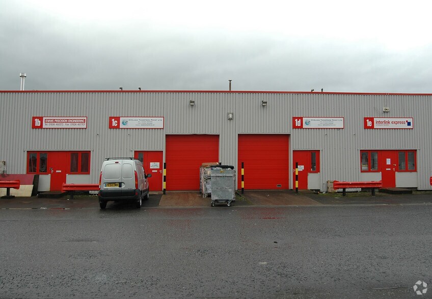 Anchor Bridge Way, Dewsbury à louer - Photo de l’immeuble – Image 2 sur 14