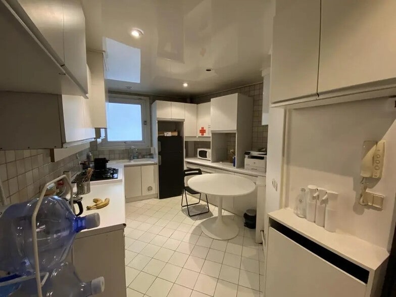 Bureau dans Paris à louer - Photo intérieure – Image 2 sur 8