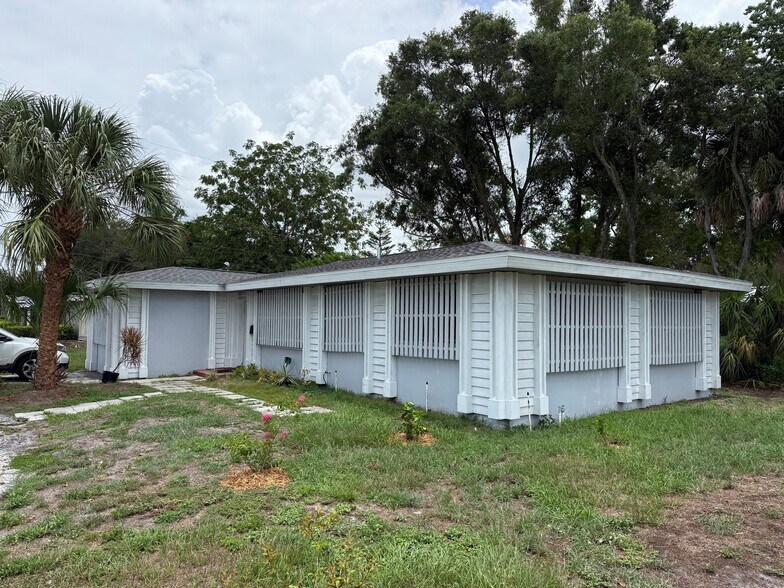 301 N Belcher Rd, Clearwater, FL à vendre - Photo de l’immeuble – Image 1 sur 7