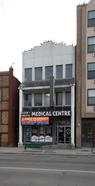 Plus de détails pour 799 Bloor St W, Toronto, ON - Local commercial à vendre