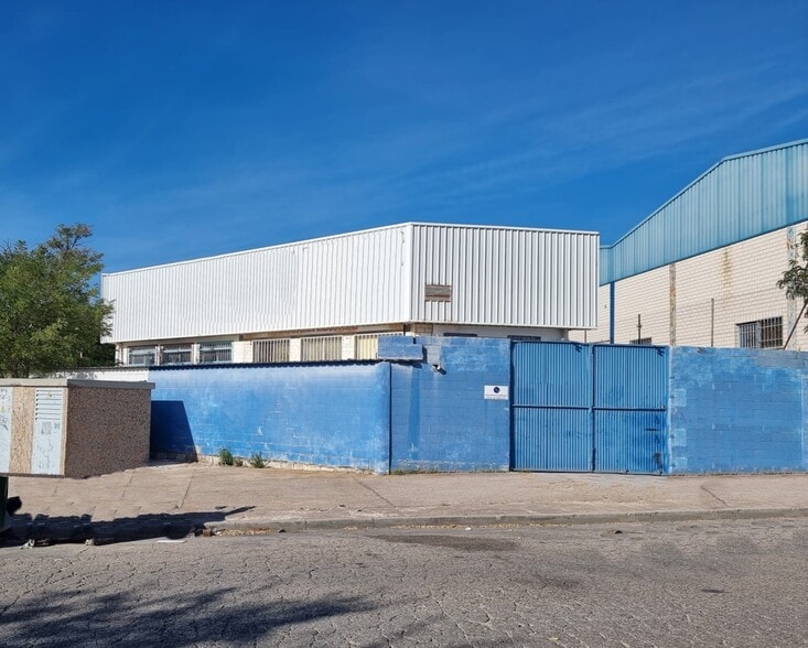 Industriel/Logistique dans Mejorada del Campo, Madrid à vendre - Photo de l’immeuble – Image 2 sur 14