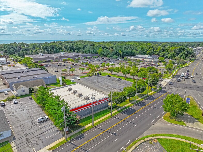 827 Bridgeport Ave, Milford, CT à louer - Photo de l’immeuble – Image 2 sur 6
