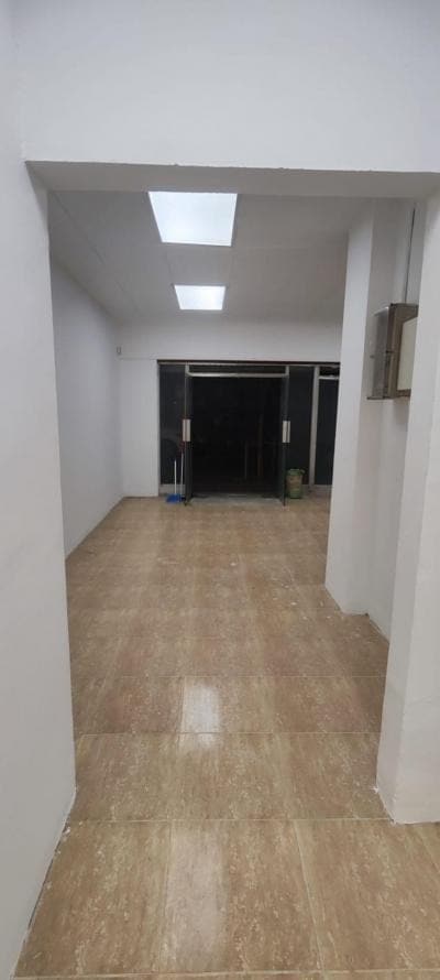 Local commercial dans Barcelone, Barcelona à louer Photo intérieure– Image 1 sur 5