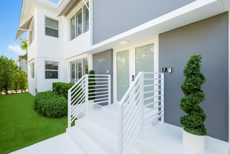 Plus de détails pour 3909 Garden Ave, Miami, FL - Logement à vendre