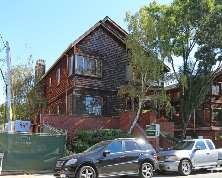 1766 Lacassie Ave, Walnut Creek, CA à vendre - Photo de l’immeuble – Image 3 sur 3