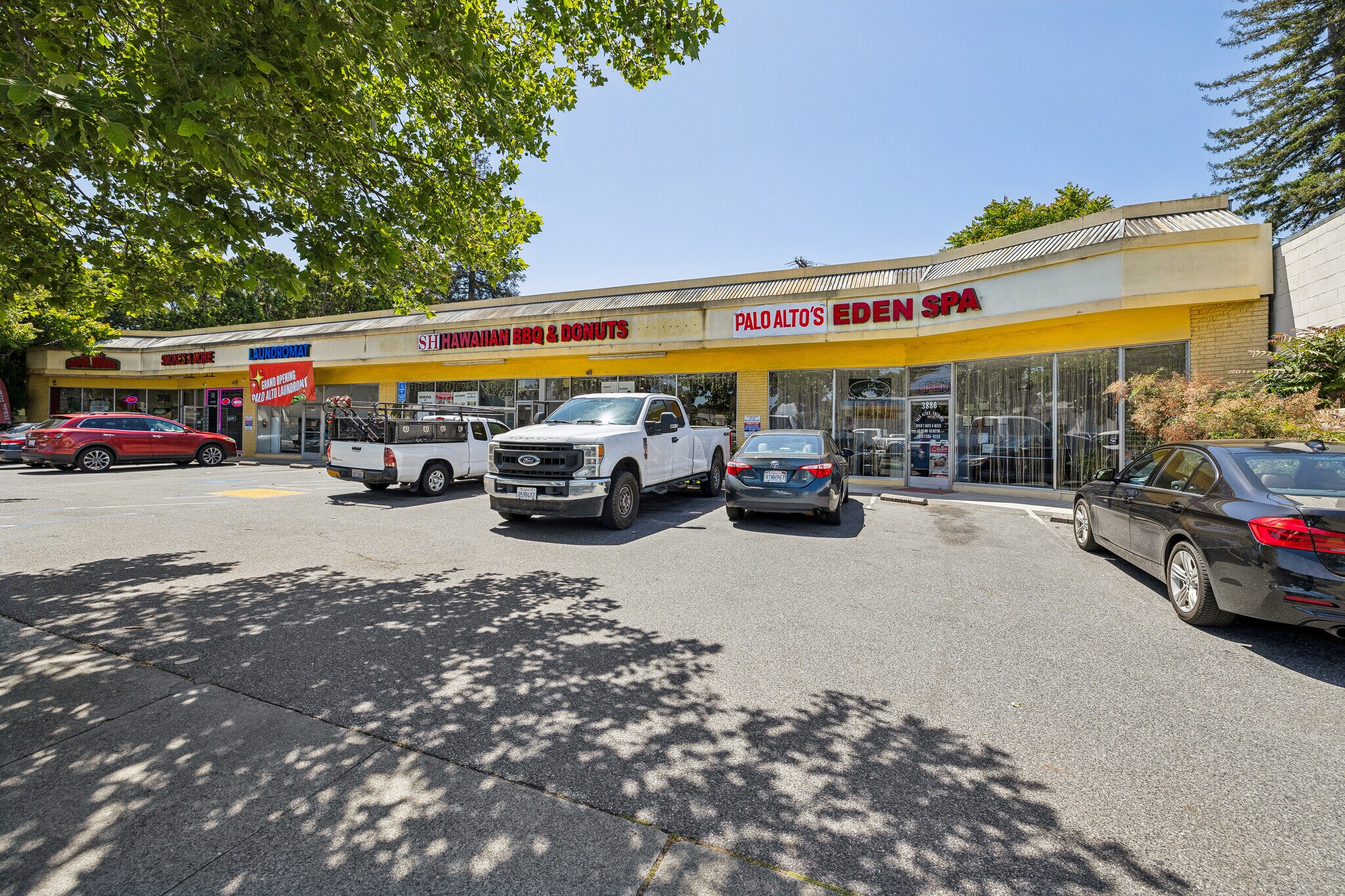 3886-3898 El Camino Real, Palo Alto, CA à vendre Photo principale– Image 1 sur 8