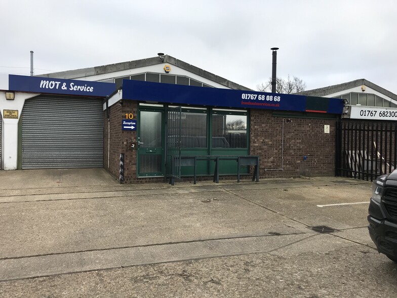 Darlington Close, Sandy à vendre - Photo de l’immeuble – Image 3 sur 12