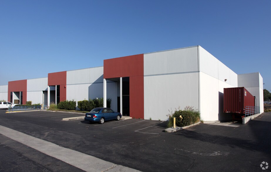 14900-14918 S Figueroa St, Gardena, CA à louer - Photo de l’immeuble – Image 2 sur 9