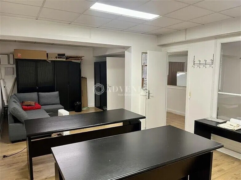 Bureau dans Paris à vendre - Photo de l’immeuble – Image 2 sur 4
